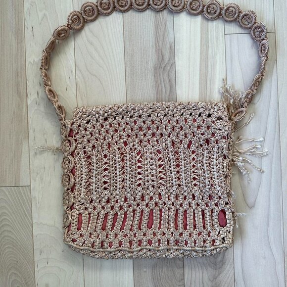Vintage Macramé Purse – Fringe Detail & Red Satin Lining - Picture 7 of 7